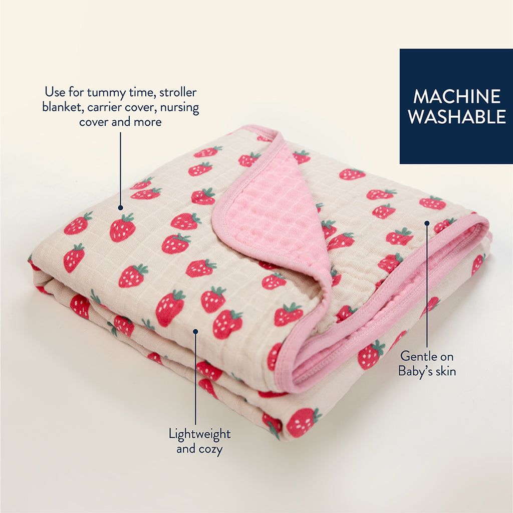 Itzy Muslin Blanket Strawberries and Cream