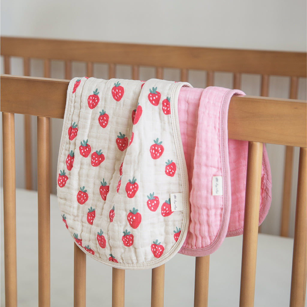 Itzy Burp Cloths Strawberries and Cream