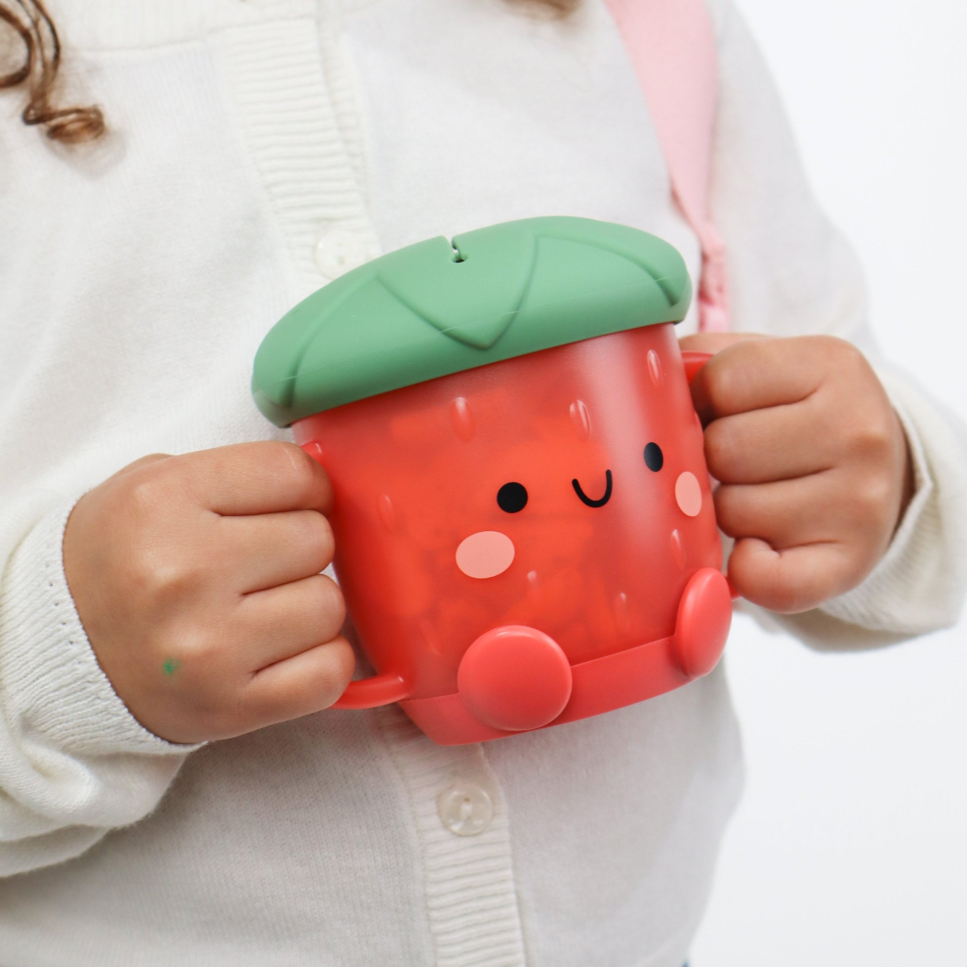 Itzy Snack Cup Strawberry